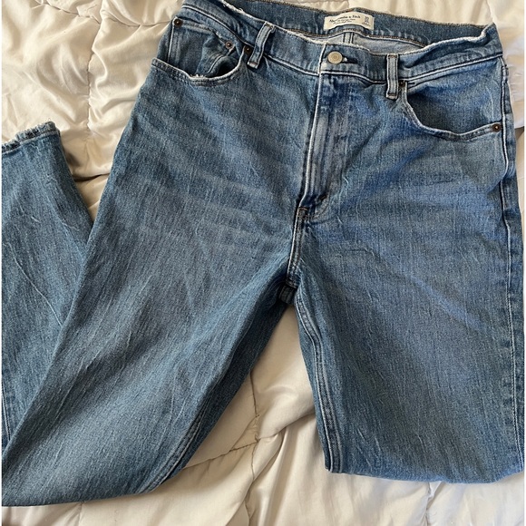 Abercrombie Flare Jeans - Picture 3 of 3